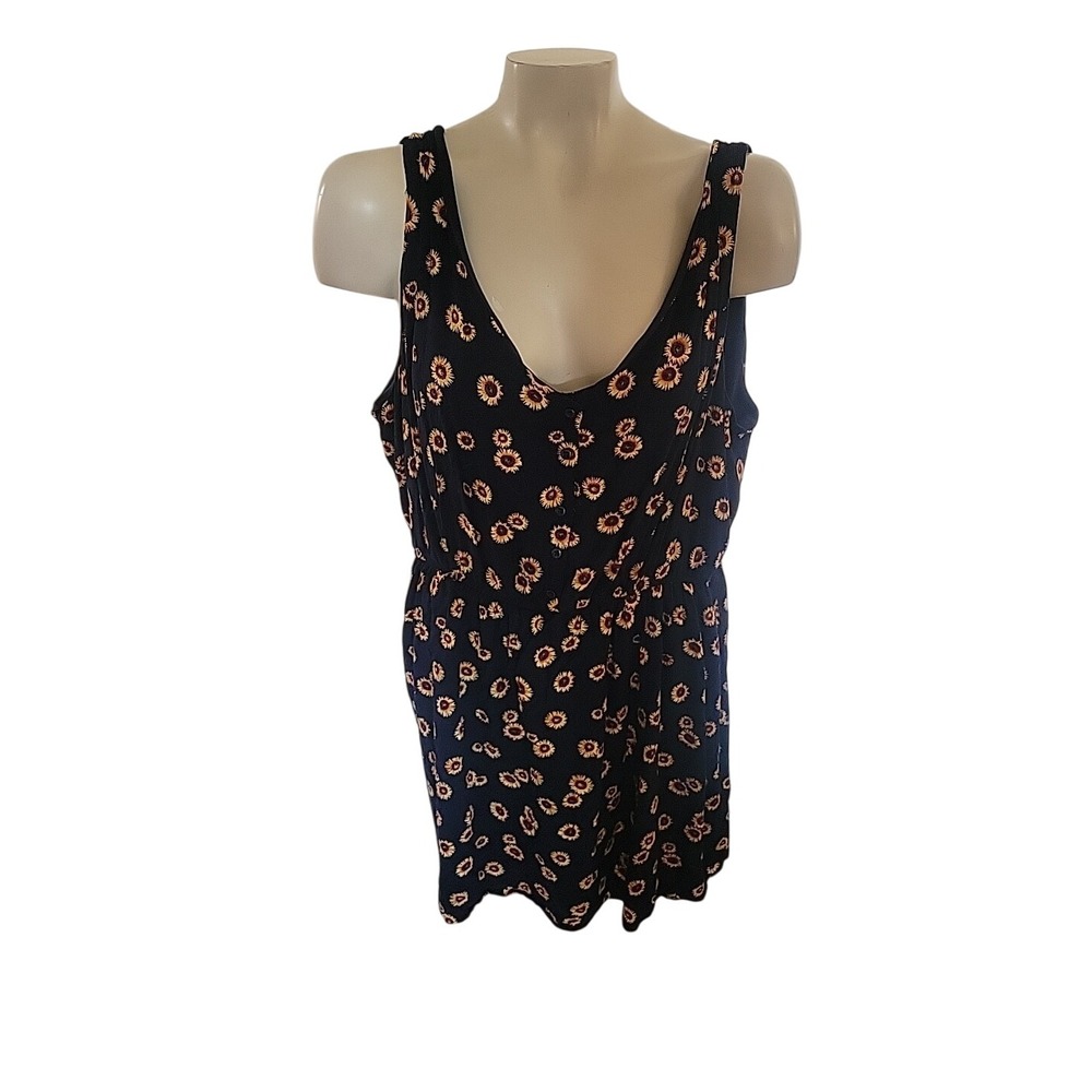 Just Found Plus Size 2X Sunflower Dress‎ Shirt Strappy Back Summer Colorful Sexy
